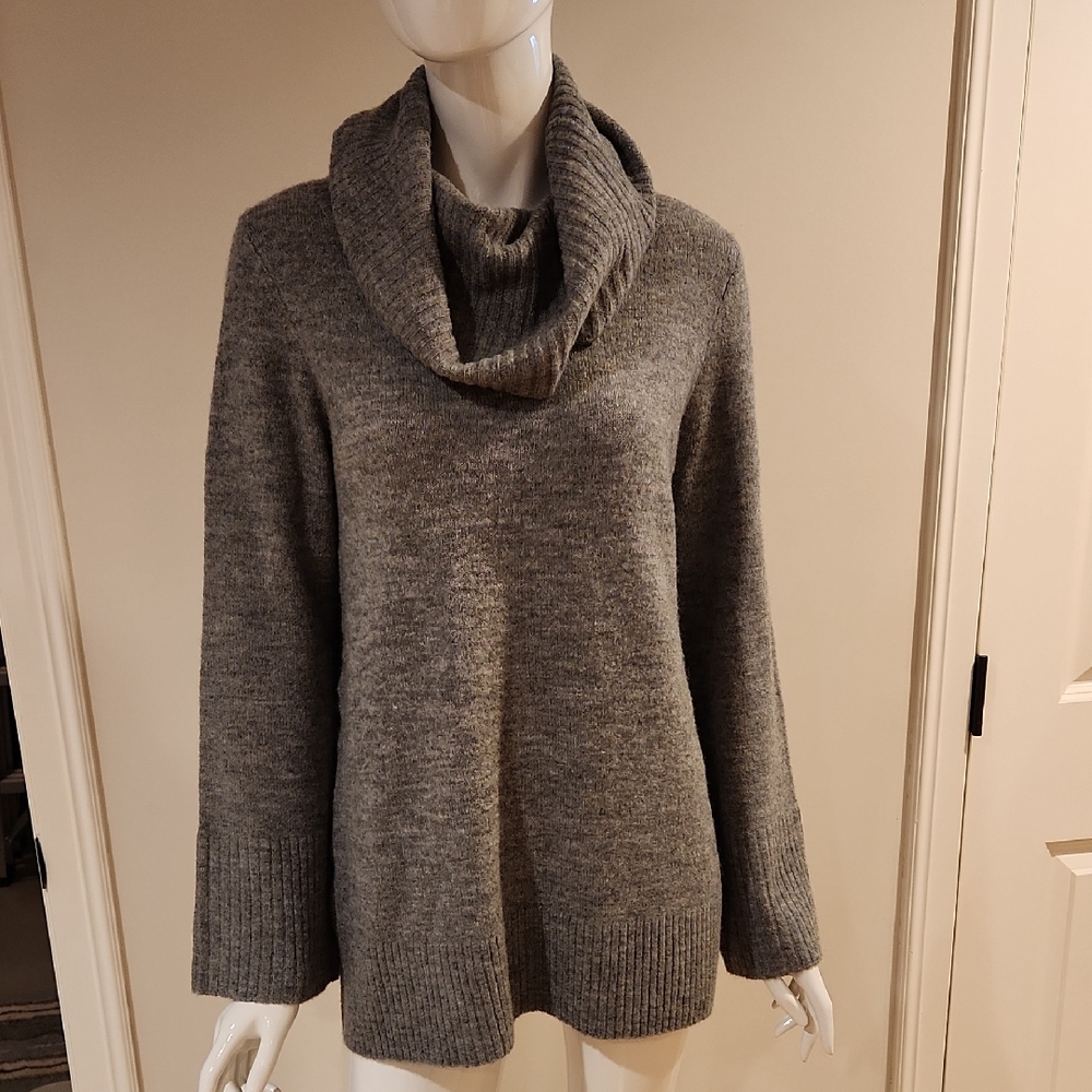 Ann Taylor Elegant Charcoal Women's Turtleneck Tunic Sweater